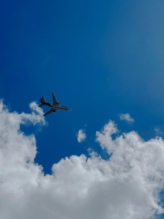 Business class cabin overview